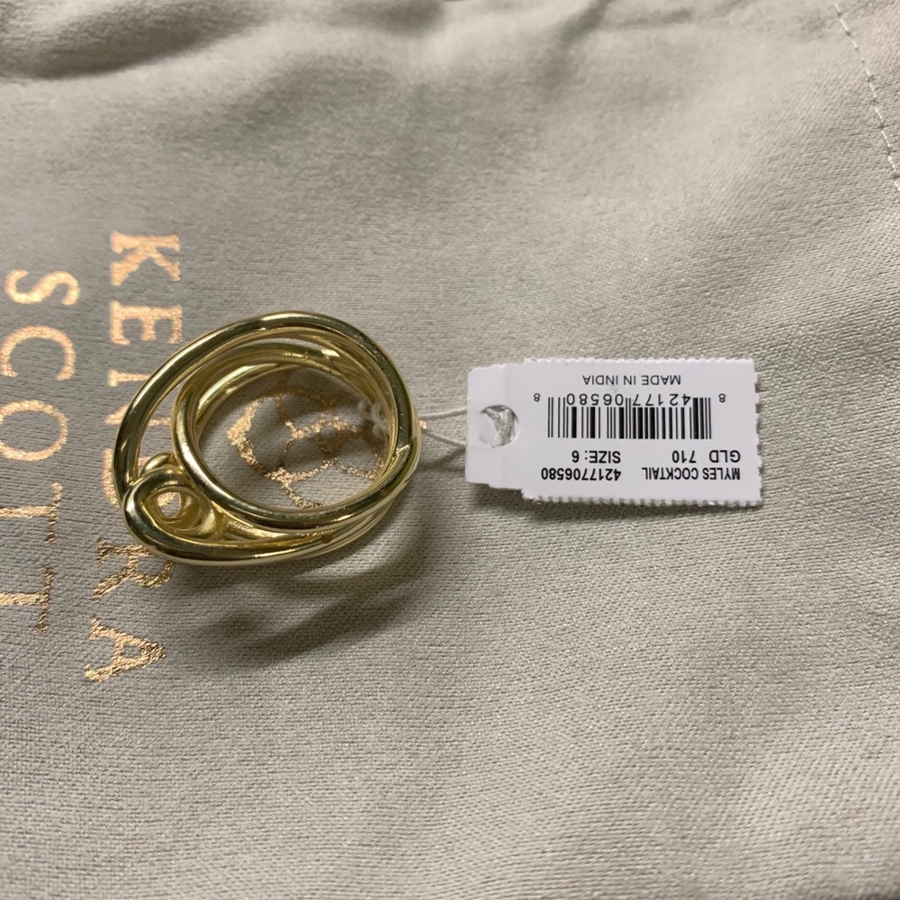 Kendra Scott - Myles band ring in gold - size 6
